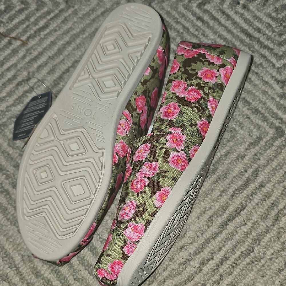 TOMS Women's Floral Slip-On Flats in Pink and Olive - Picture 4 of 4
